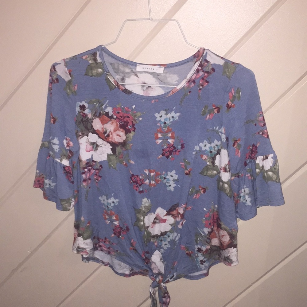 Cropped tee